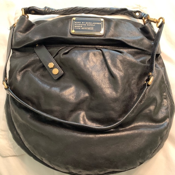 Marc by Marc Jacobs Classic Hillier Hobo Bag Black - Picture 2 of 9